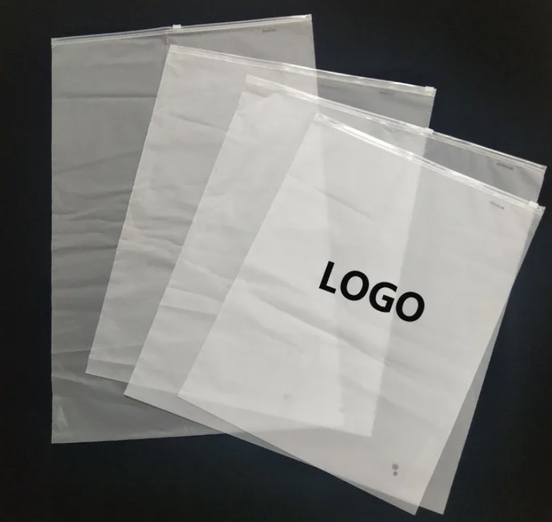 лого печати дизайна и логотипа на пакетах logotip